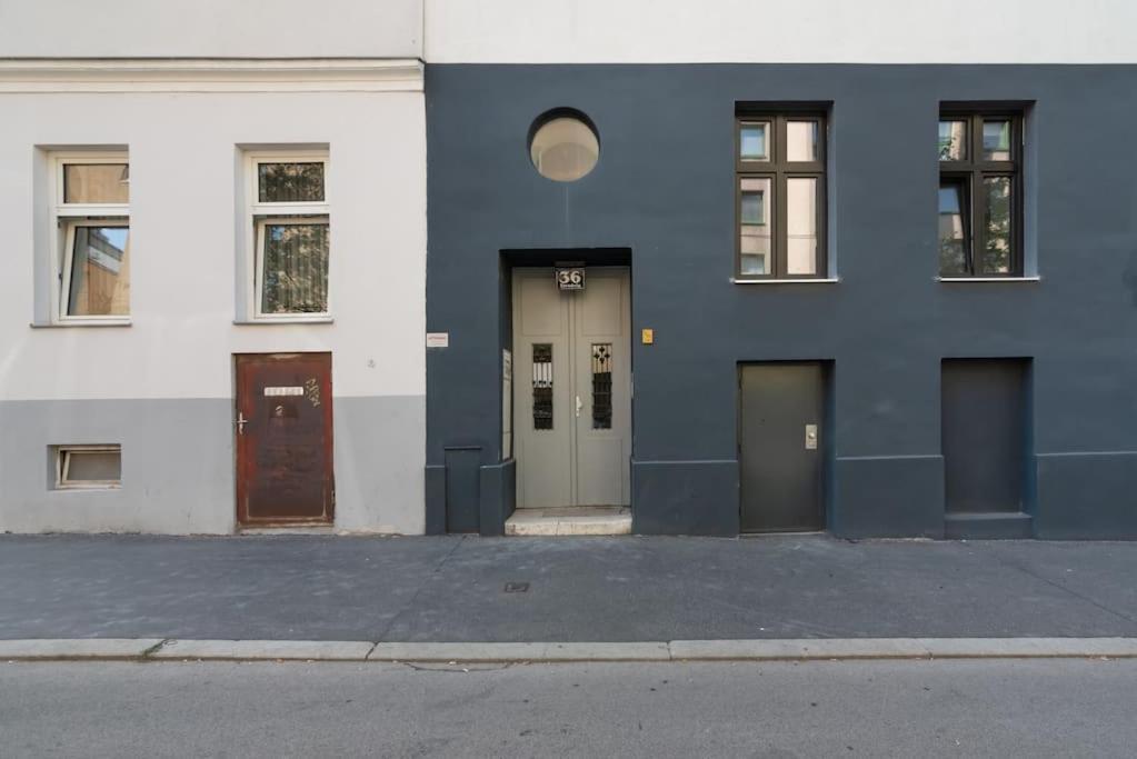 Grosse Terrasse, Klimaanlage Und U-Bahn Naehe Apartment เวียนนา ภายนอก รูปภาพ