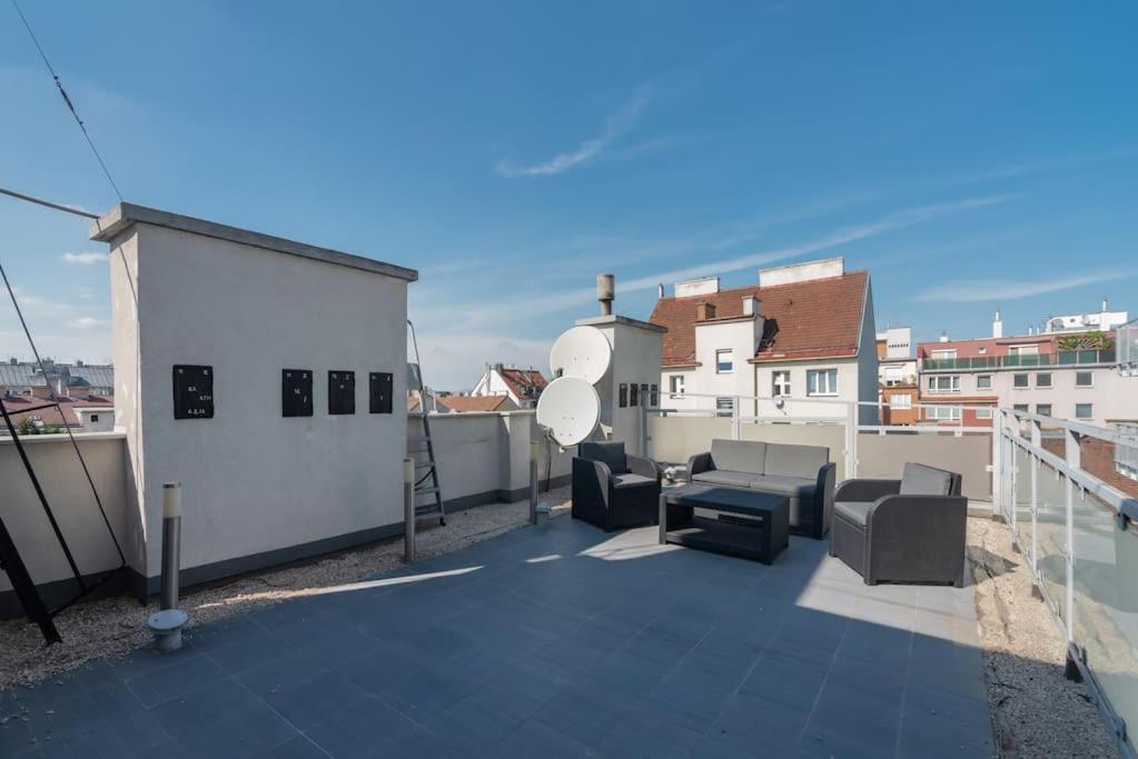 Grosse Terrasse, Klimaanlage Und U-Bahn Naehe Apartment เวียนนา ภายนอก รูปภาพ