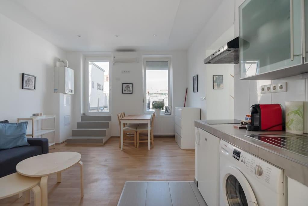 Grosse Terrasse, Klimaanlage Und U-Bahn Naehe Apartment เวียนนา ภายนอก รูปภาพ