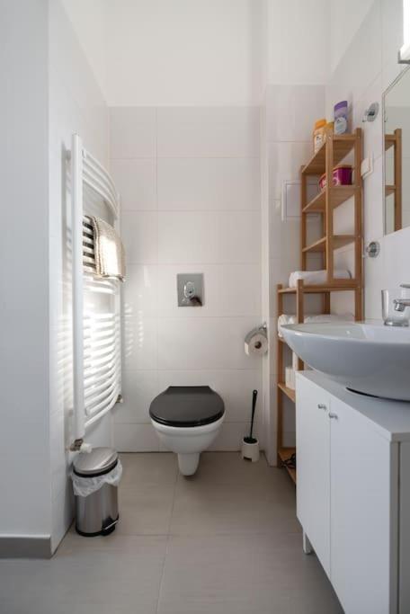 Grosse Terrasse, Klimaanlage Und U-Bahn Naehe Apartment เวียนนา ภายนอก รูปภาพ